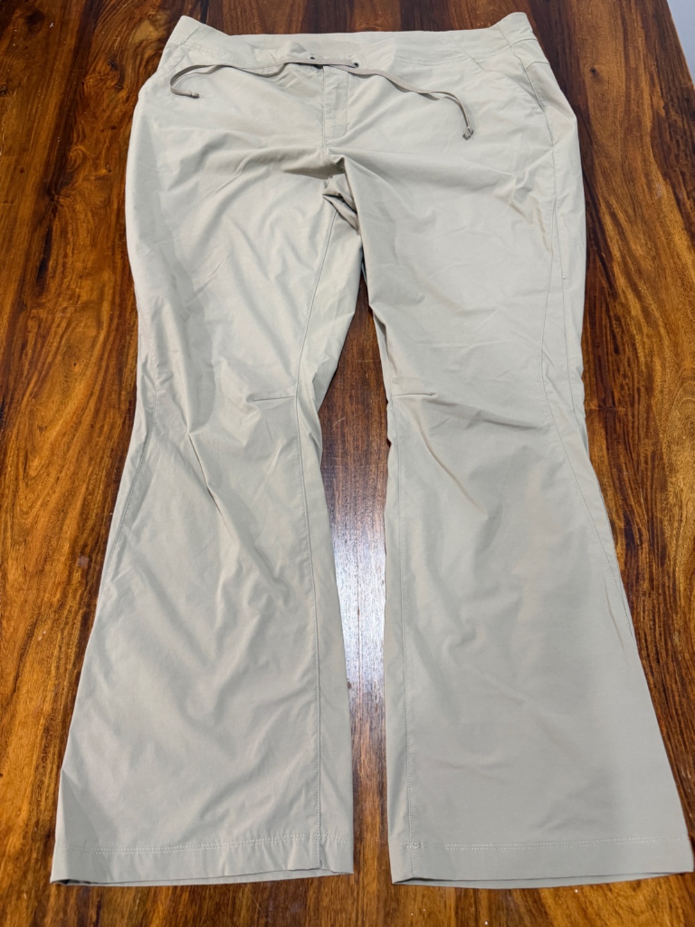 Columbia Women's Wide Leg Outdoor Quick Dry Hiking Pants in Tan